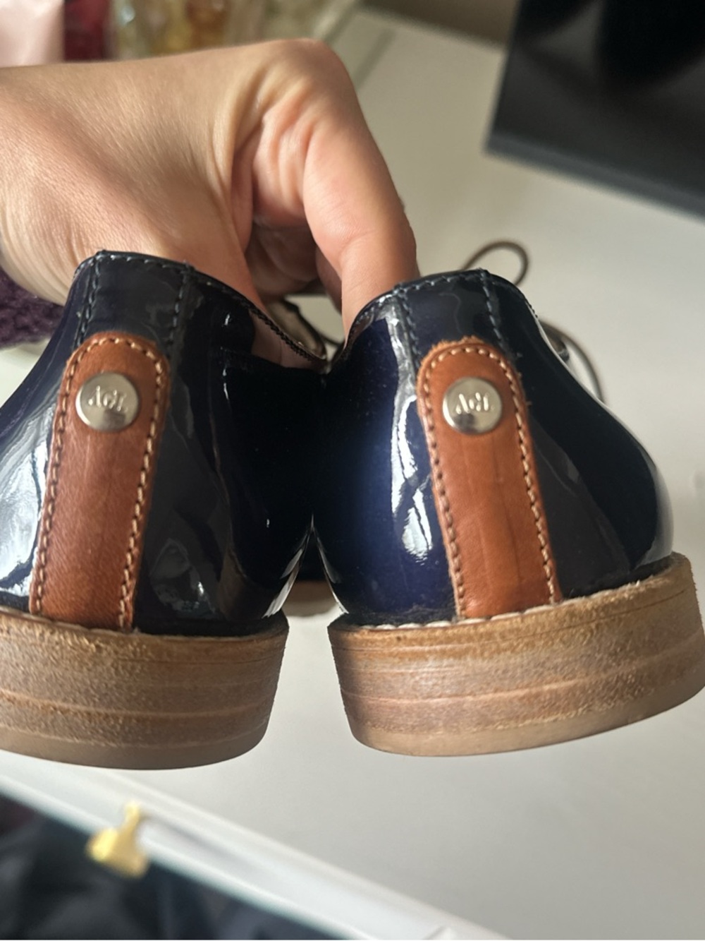 AGL Attilio Giusti Leombruni Navy Patent Leather Derby Shoes with Tan Laces - Picture 4 of 5